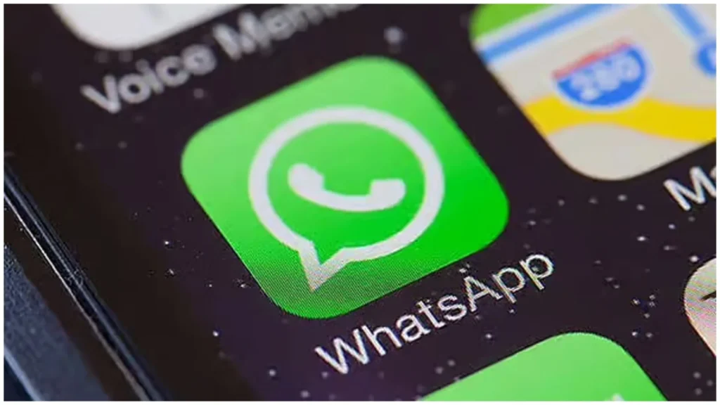 UAE banking WhatsApp ban