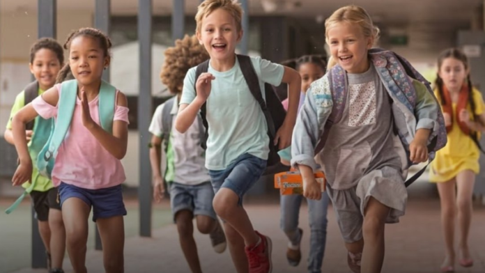 UAE schools students celebrating Eid