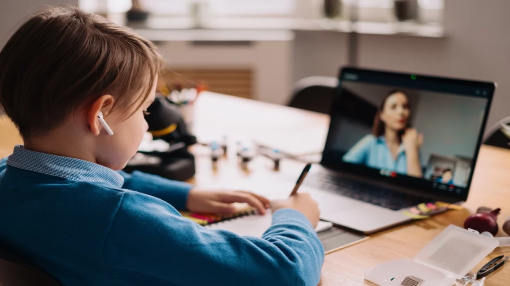 Distance Learning UAE