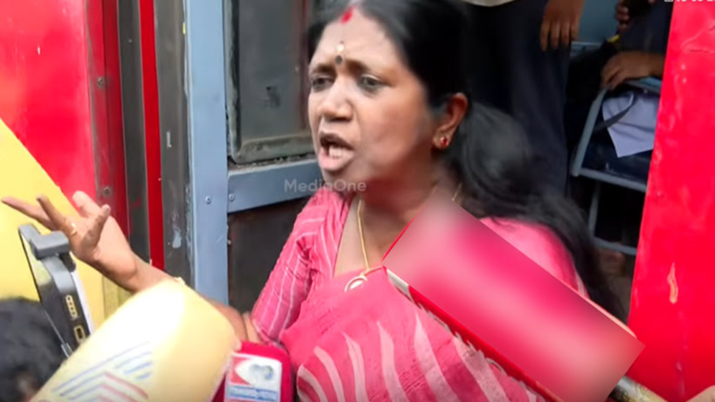 Mahila Morcha KSRTC protest
