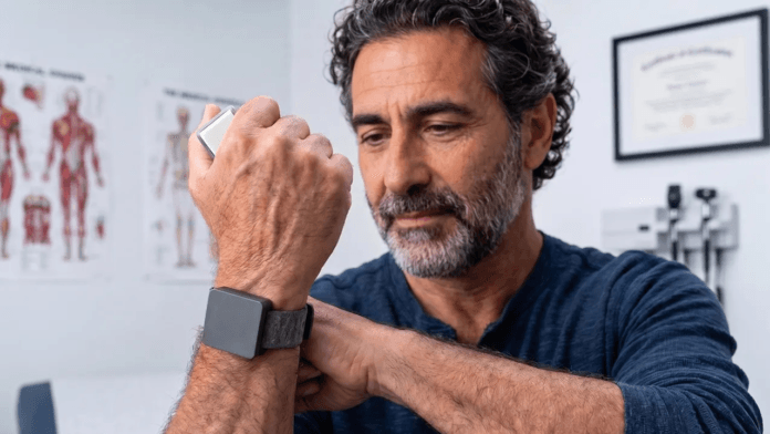 GlucoWatch Qatar University