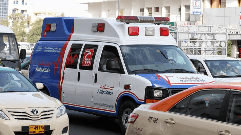 Emergency vehicle traffic rule UAE