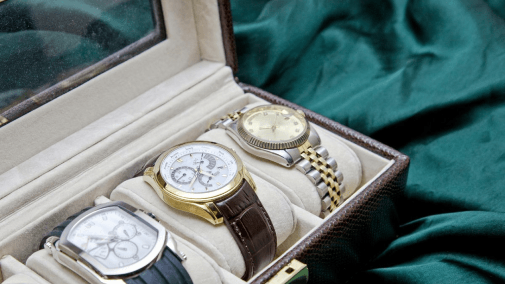 Court Mzadat Qatar auction