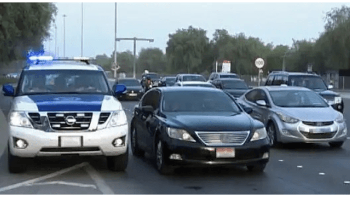 Emergency vehicle traffic rule UAE